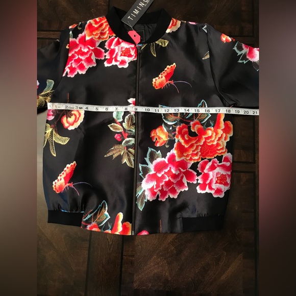 NWT Black Scarf Print Floral Satin Bomber Jacket Sz S - Picture 5 of 7